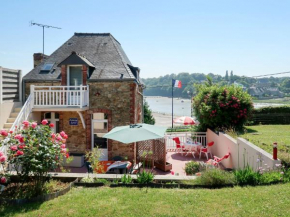 Apartment Le Clos du Port 2 by Interhome